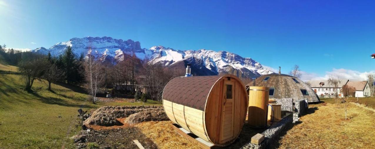 Aubessagne Au-Dela Des Nuages, Maison D'Hotes Insolite & Spa מראה חיצוני תמונה