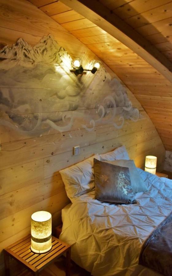 Aubessagne Au-Dela Des Nuages, Maison D'Hotes Insolite & Spa מראה חיצוני תמונה