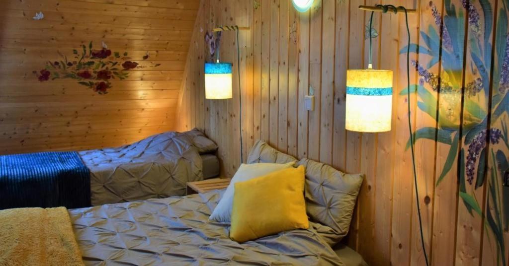 Aubessagne Au-Dela Des Nuages, Maison D'Hotes Insolite & Spa מראה חיצוני תמונה