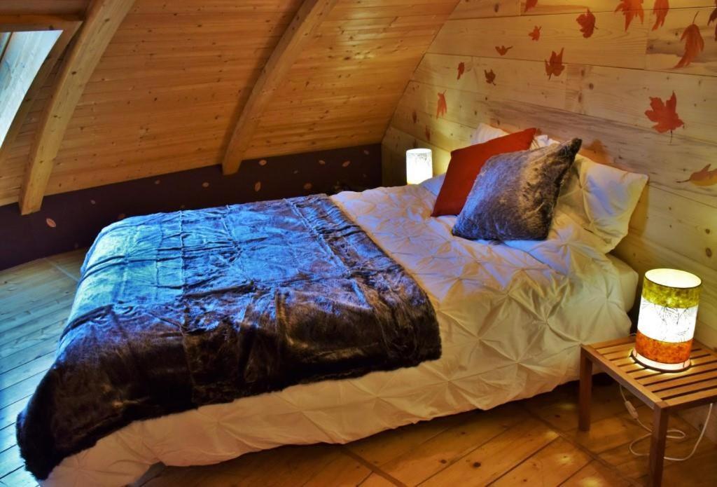 Aubessagne Au-Dela Des Nuages, Maison D'Hotes Insolite & Spa מראה חיצוני תמונה