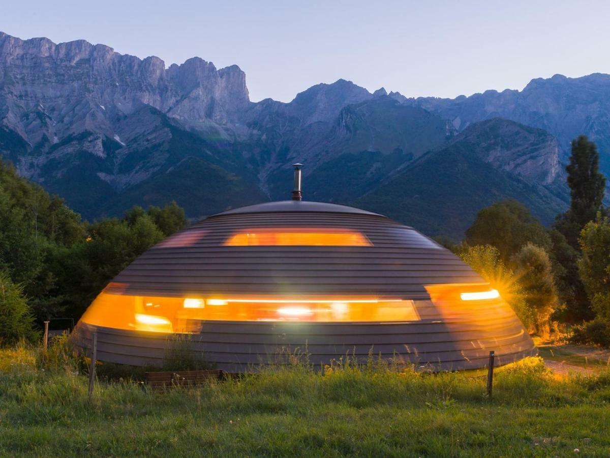 Aubessagne Au-Dela Des Nuages, Maison D'Hotes Insolite & Spa מראה חיצוני תמונה